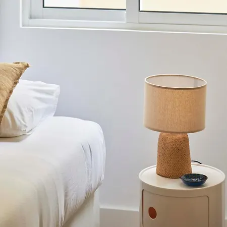 Apartamento Spacious&light-filled 4br By Timecoler Amadora